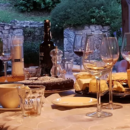 Ingerichte Tenten Domaine Les Gonies Mauroux (Lot)